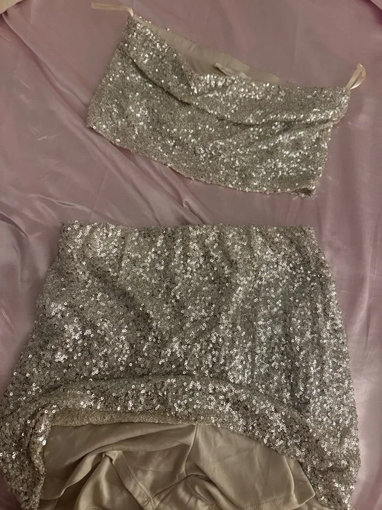 NWT Monteau Cream / Silver Sequin Tube Top and Mini Skirt Set - Picture 5 of 7